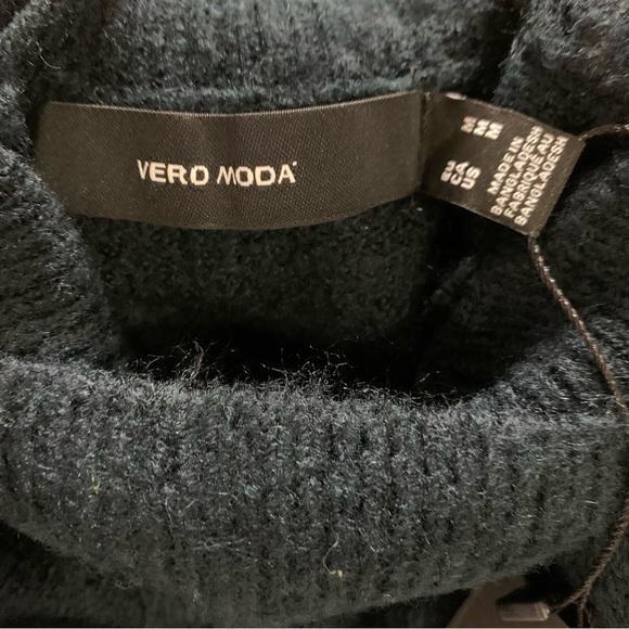 VERO MODA Holly Karris Blouson Sleeve Sweater Dress - Picture 5 of 14